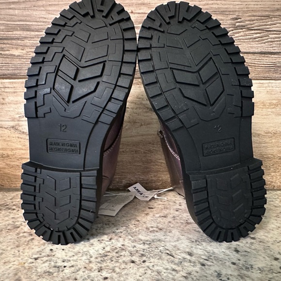 Metallic Sparkle Ankle Boots - Picture 7 of 10